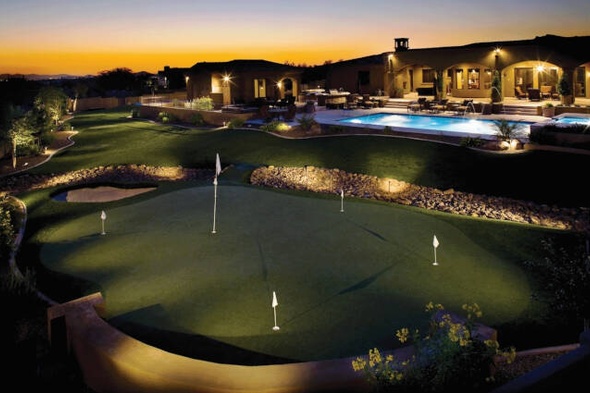 Los Angeles and Southern California backyard putting green